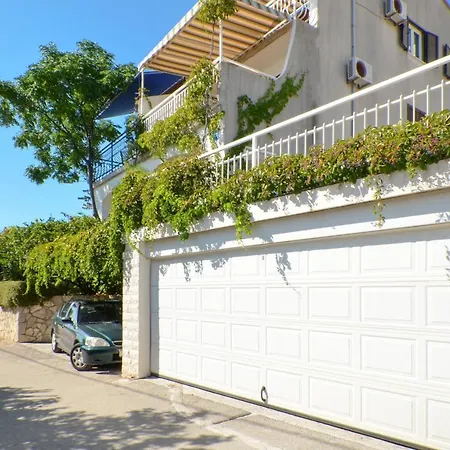 Apartment By The Sea Seget Vranjica, - 2037 Trogir